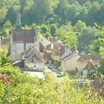 Montenaut Bed & Breakfast 3*