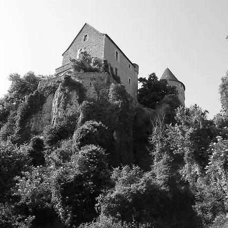 Montenaut Angles-sur-lʼAnglin