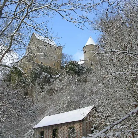 Montenaut Bed and Breakfast Angles-sur-lʼAnglin