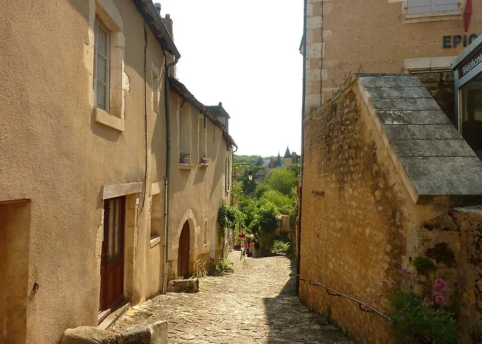 Montenaut 3* Angles-sur-lʼAnglin