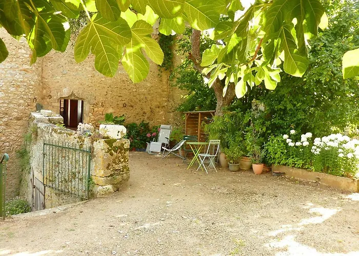 Montenaut Angles-sur-lʼAnglin